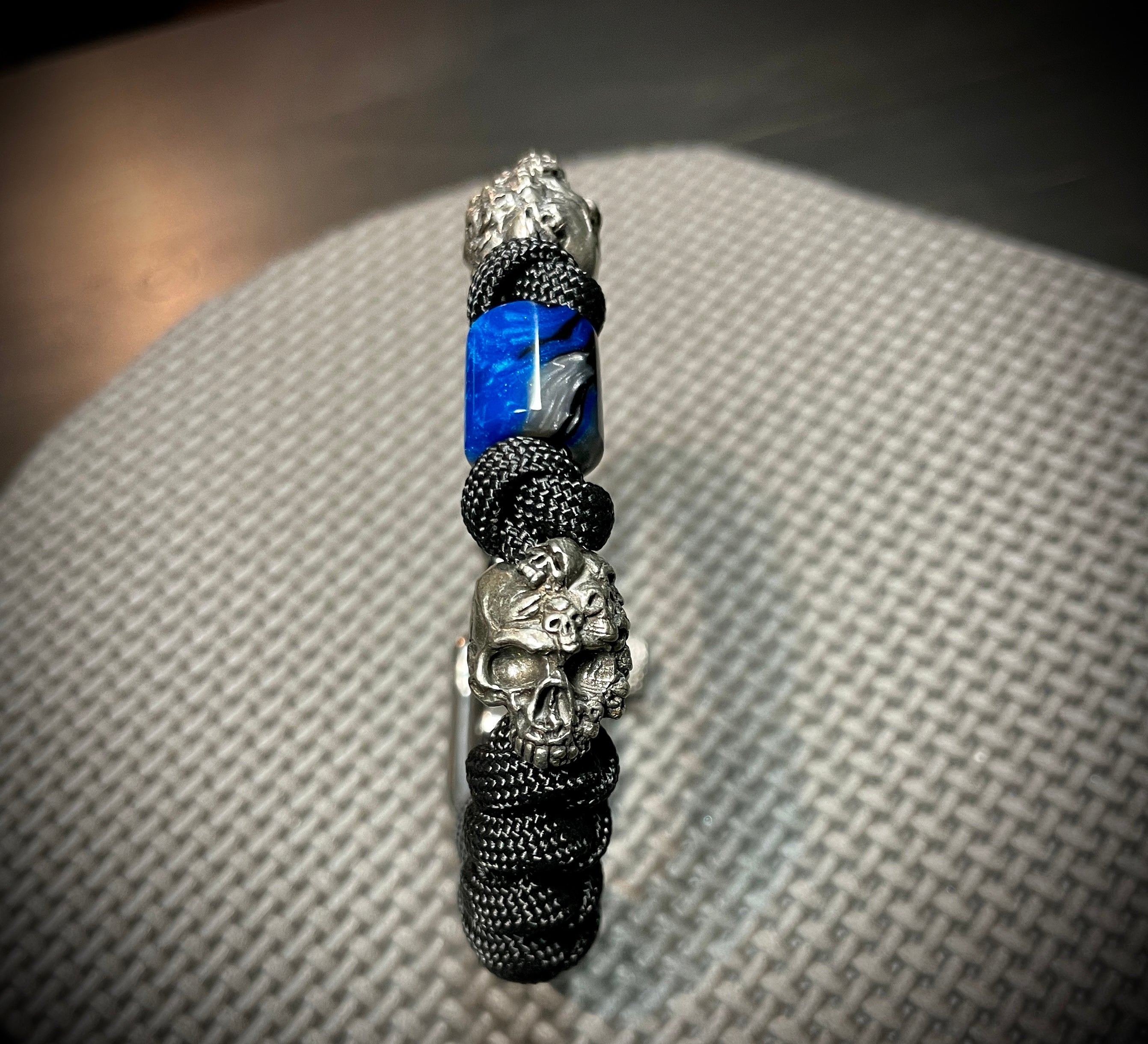 Blue Damascus Snake Weave Skull Paracord Bracelet